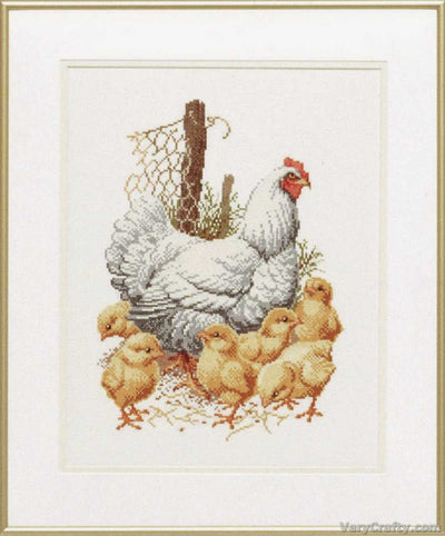 Pako Hen And Chicks  Cross Stitch Kit
