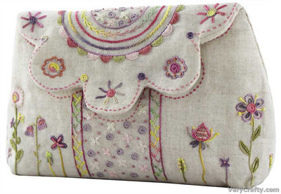 Floral Pouch Spring Embroidery Kit ~ Un Chat dans L'Aiguille