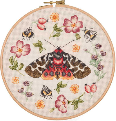 Moth Wreath Linen Threads - Anchor Cross Stitch Kit