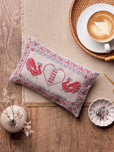 Peacock Cushion Linen Threads - Anchor Cross Stitch Kit