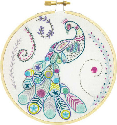 Peacock Embroidery Kit ~ Un Chat Dans L'Aiguille