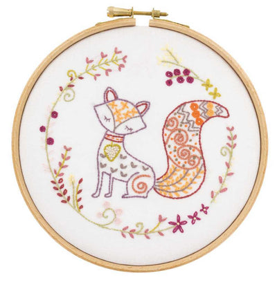 Bernard the Fox Embroidery Kit ~ Un Chat Dans L'Aiguille