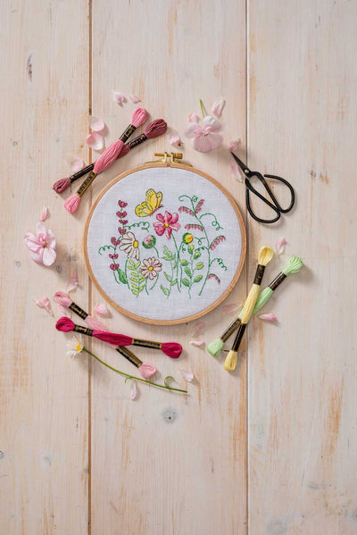 Wild Flowers - Anchor Cross Stitch Kit