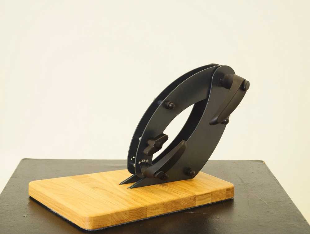 Omanik Walley Table Top Stand & Magnifier Package FLASH