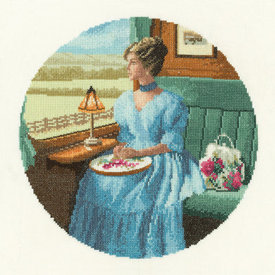 Elizabeth Elegance  Cross Stitch Kit Heritage Crafts