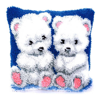Vervaco Latch Hook Kit: Cushion: Polar Bear Cubs