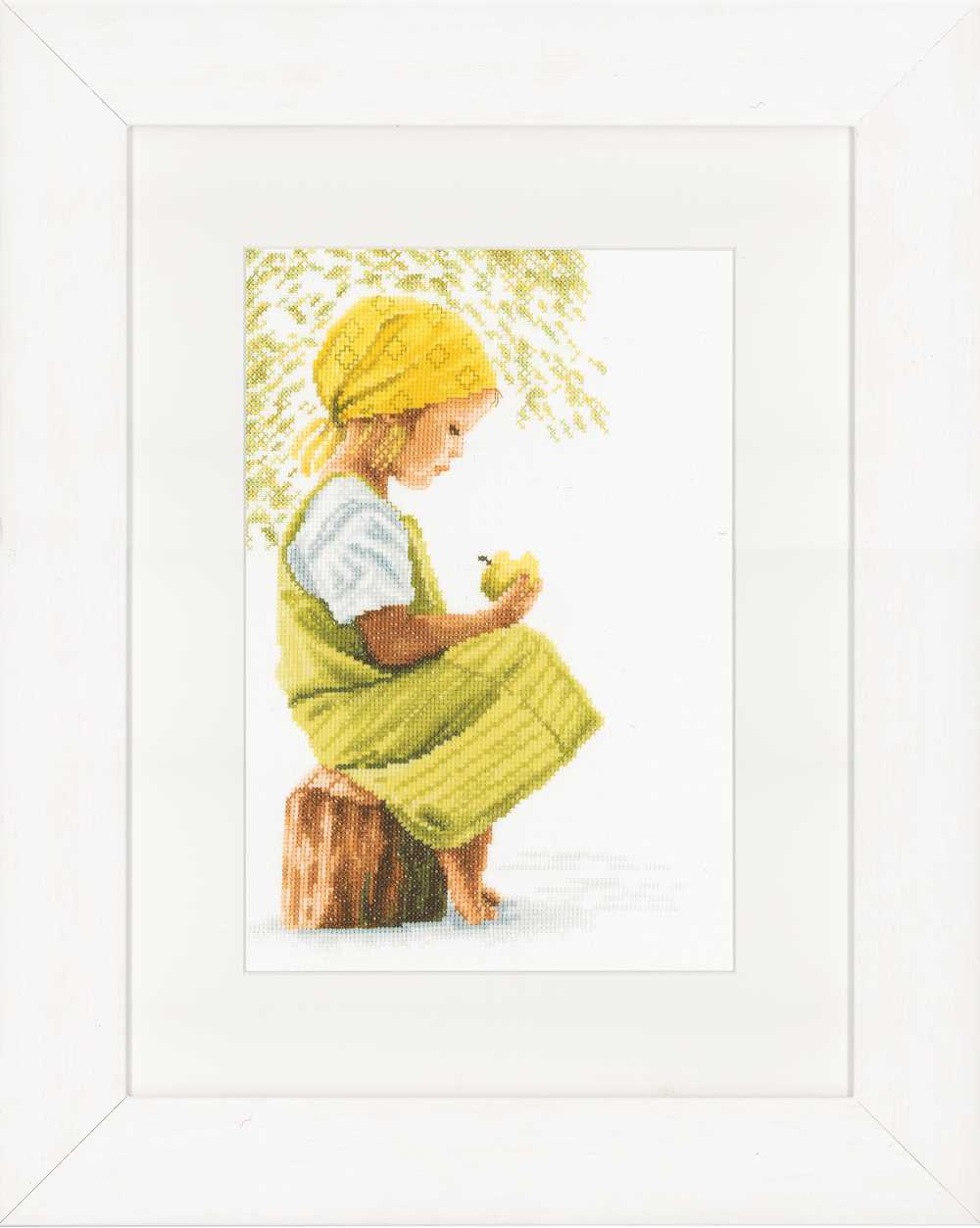 Lanarte Cross Stitch Kit - Girl with Apple (Evenweave)