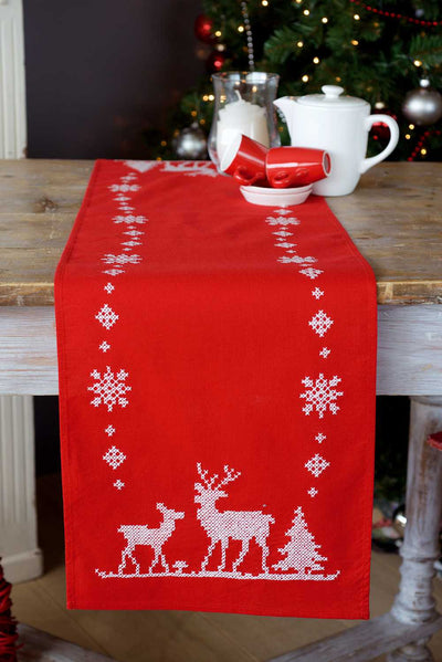 Runner: Christmas Deer Embroidery Kit Vervaco