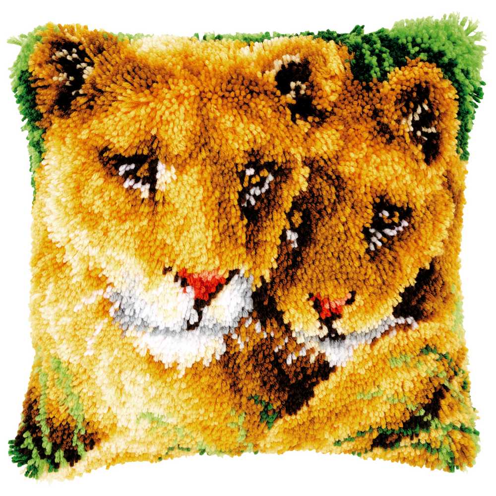 Cushion: Lioness and Cub Latch Hook Kit Vervaco