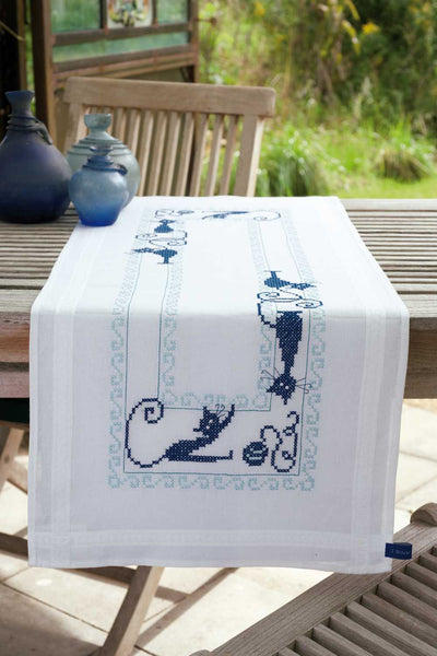 Runner: Cheerful Cats Embroidery Kit Vervaco