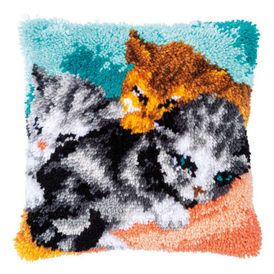 Vervaco Latch Hook Cushion Kit - Cute Kittens