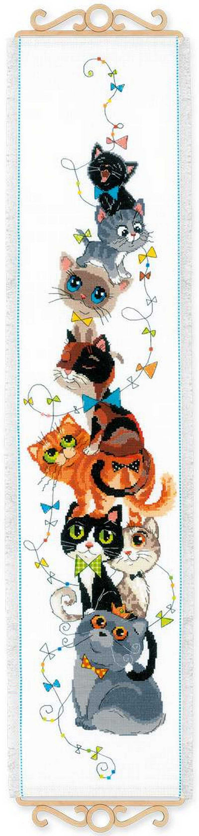 Riolis Cross Stitch Kit - King of the Heap