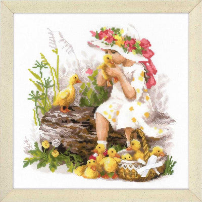 Riolis Cross Stitch Kit - Girl with Ducklings