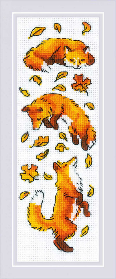 Riolis Cross Stitch Kit - Foxes in Leaves