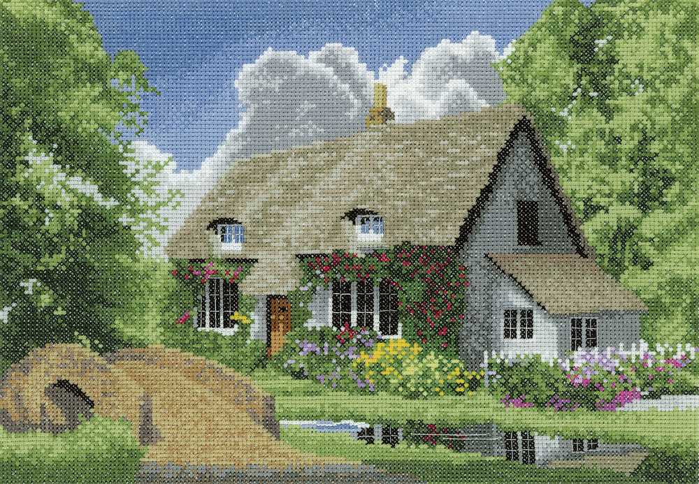 Summer Cottage Cross Stitch Kit Heritage Crafts (Evenweave)