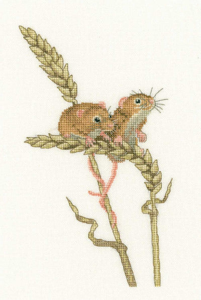 Harvest Mice Cross Stitch Kit Heritage Crafts (Evenweave)