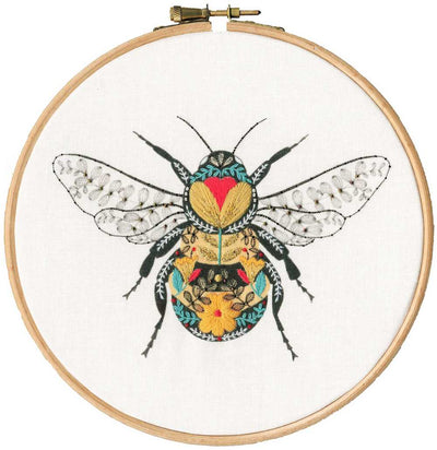 Bee Embroidery Kit - Bothy Threads