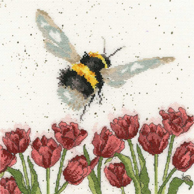 Flight Of The Bumblebee Cross Stitch Kit ~ Bothy Threads