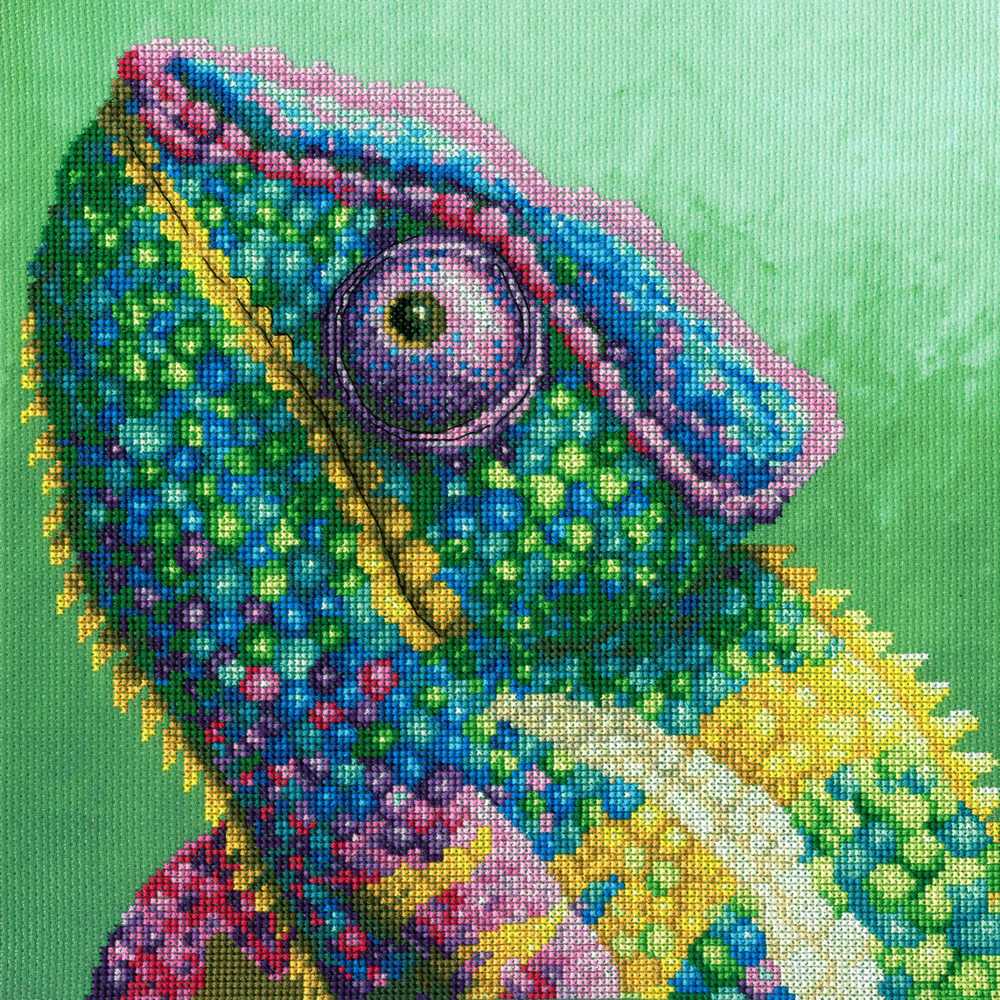 Bothy Threads Illusion Cross Stitch Kit