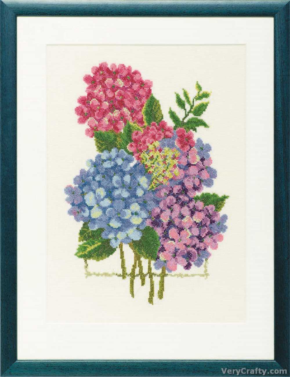 Pako  Hydrangea  Cross Stitch Kit