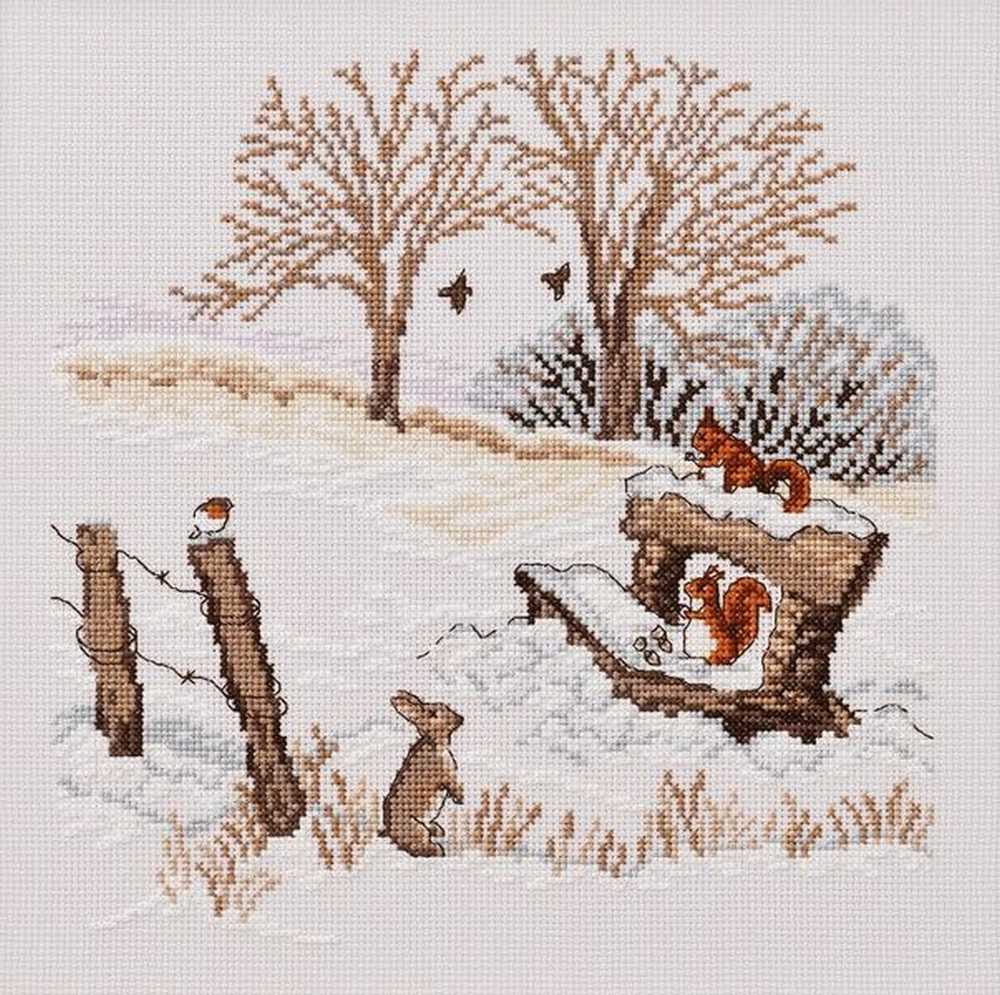 Squirrel Christmas Cross Stitch Kit - Permin