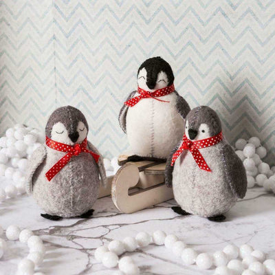Baby Penguins Felt Craft Kit - Corinne Lapierre