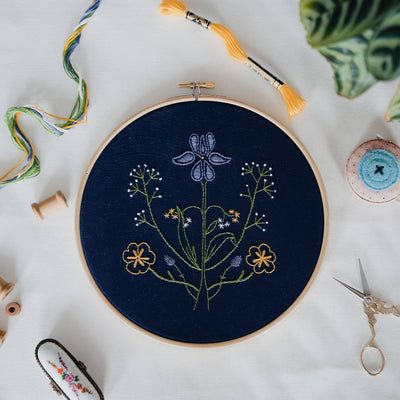 Botanicals (Morris & Co Inspired) Kit ~ Paraffle Embroidery