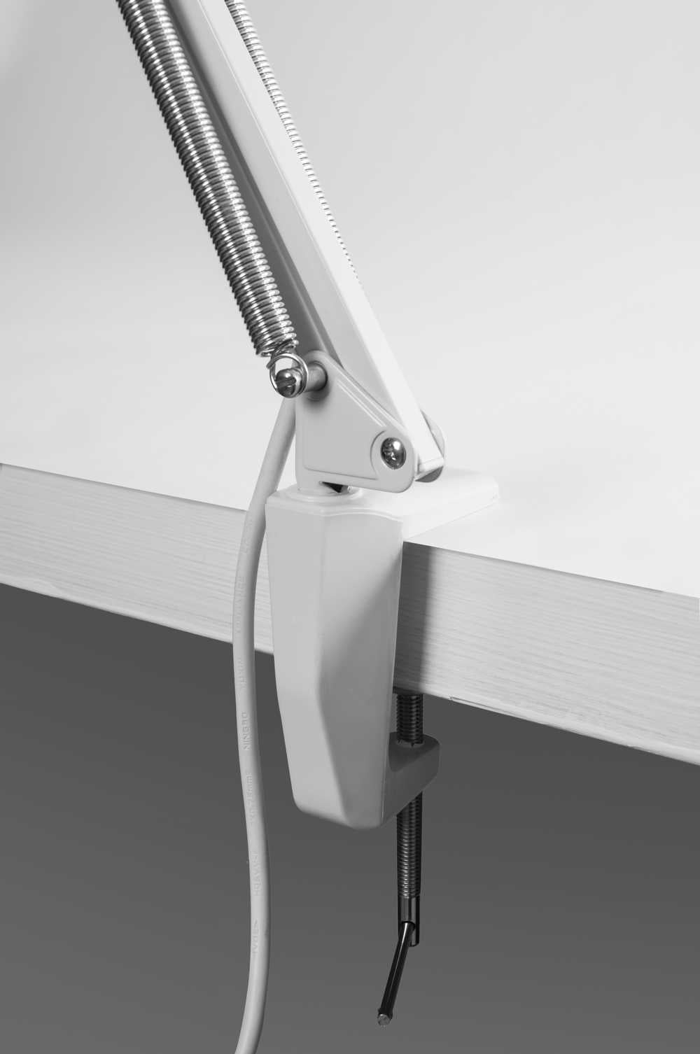 Magnifying LED Lamp with Table Clamp - PURElite