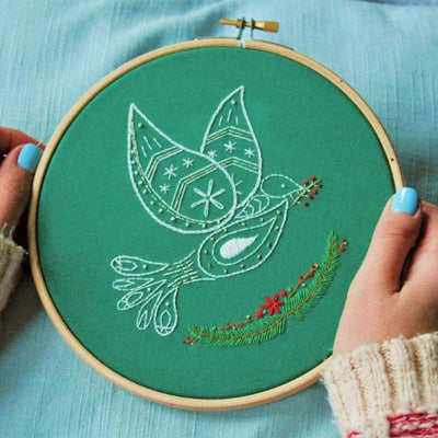 Christmas Dove Kit ~ Paraffle Embroidery