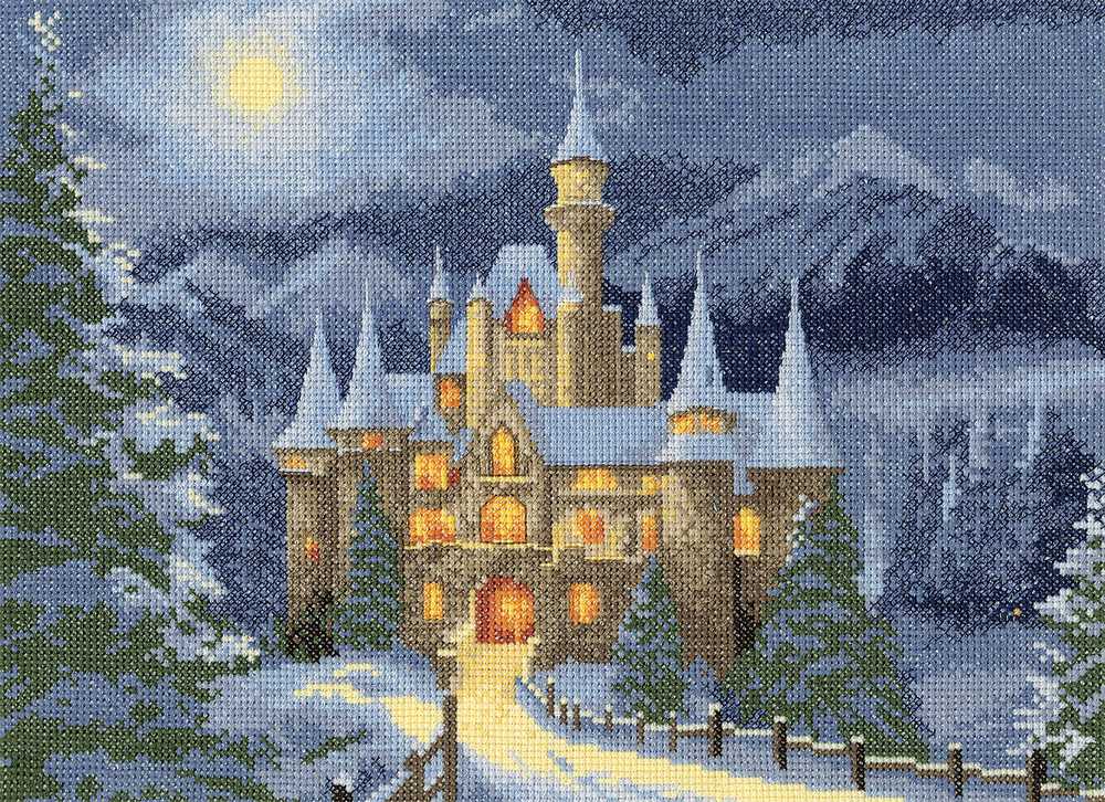 Christmas Fairytale Castle  Cross Stitch Kit Heritage Crafts Evenweave