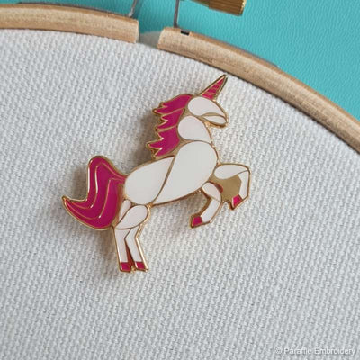 Unicorn NEEDLE MINDER ~ Paraffle Embroidery