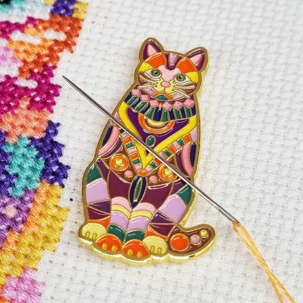 Mandala Cat Needle Minder ~ Meloca Designs