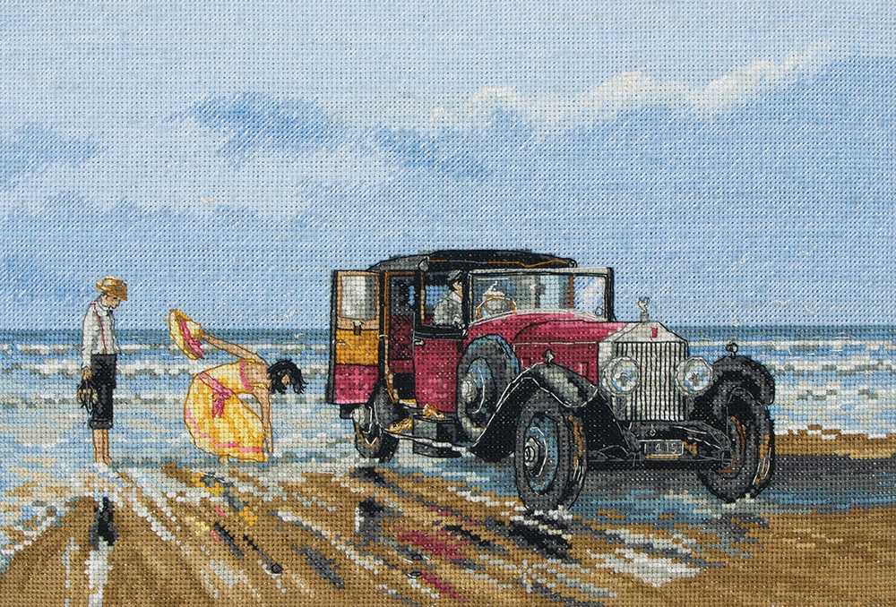 Vintage Rolls on the Beach - Anchor Cross Stitch Kit