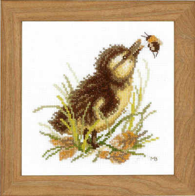 Duckling and Bumble Bee (Aida) Counted Cross Stitch Kit Vervaco