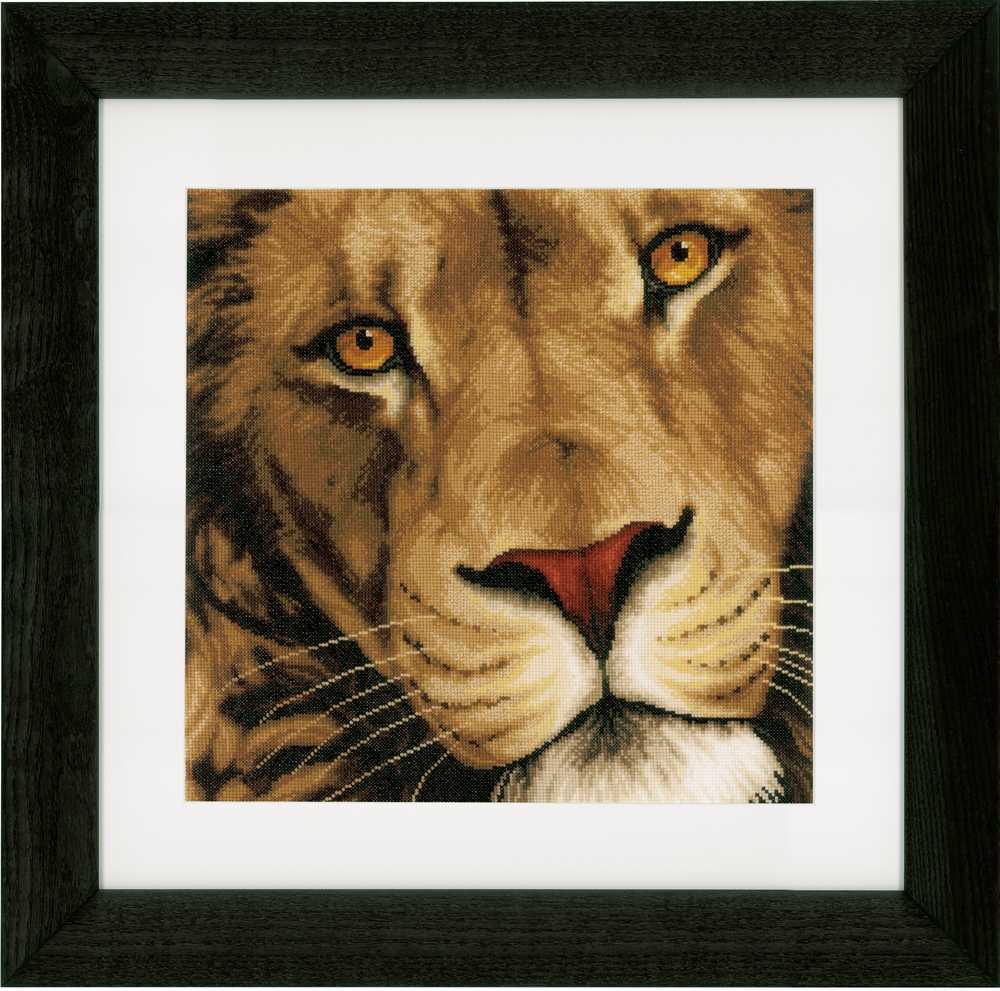 Lanarte Cross Stitch Kit - King of Aniamls