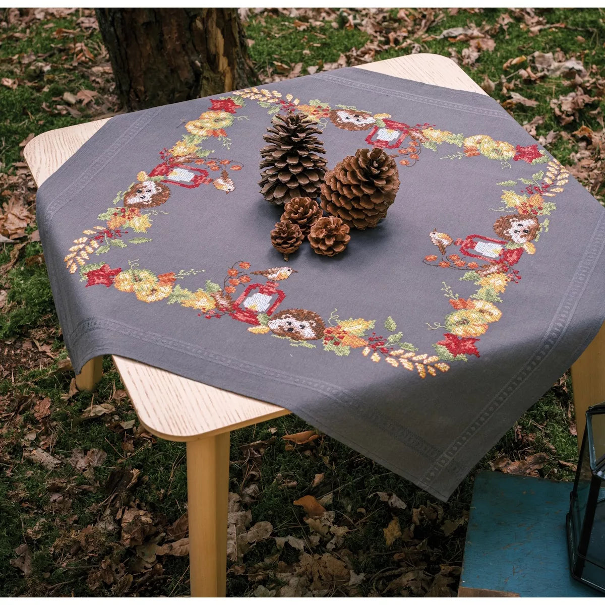Hedgehog & Robin Tablecloth Cross Stitch Kit ~ Vervaco