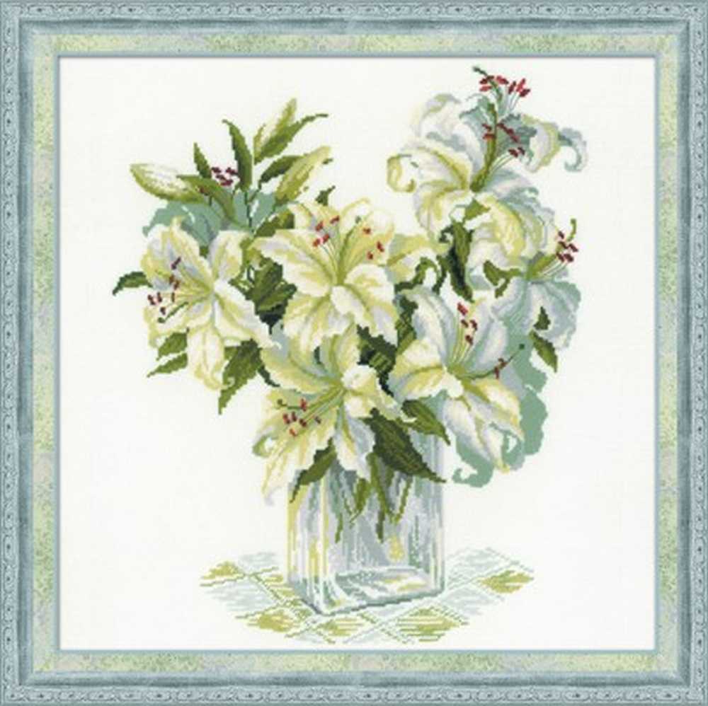 Riolis Cross Stitch Kit - White Lillies