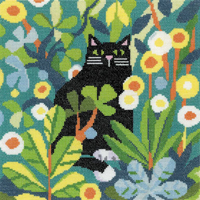 Black Cat  Cross Stitch Kit Heritage Crafts (Evenweave)
