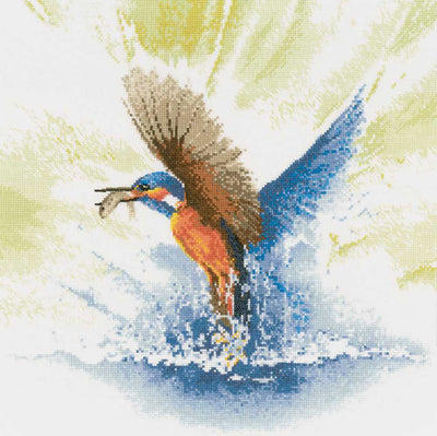 Kingfisher in Flight John Clayton Flights of Fancy Cross Stitch Kit Heritage Crafts (Evenweave)