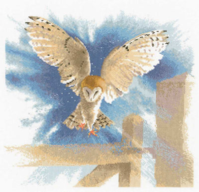 Owl in Flight John Clayton Flights of Fancy Cross Stitch Kit Heritage Crafts (Evenweave)