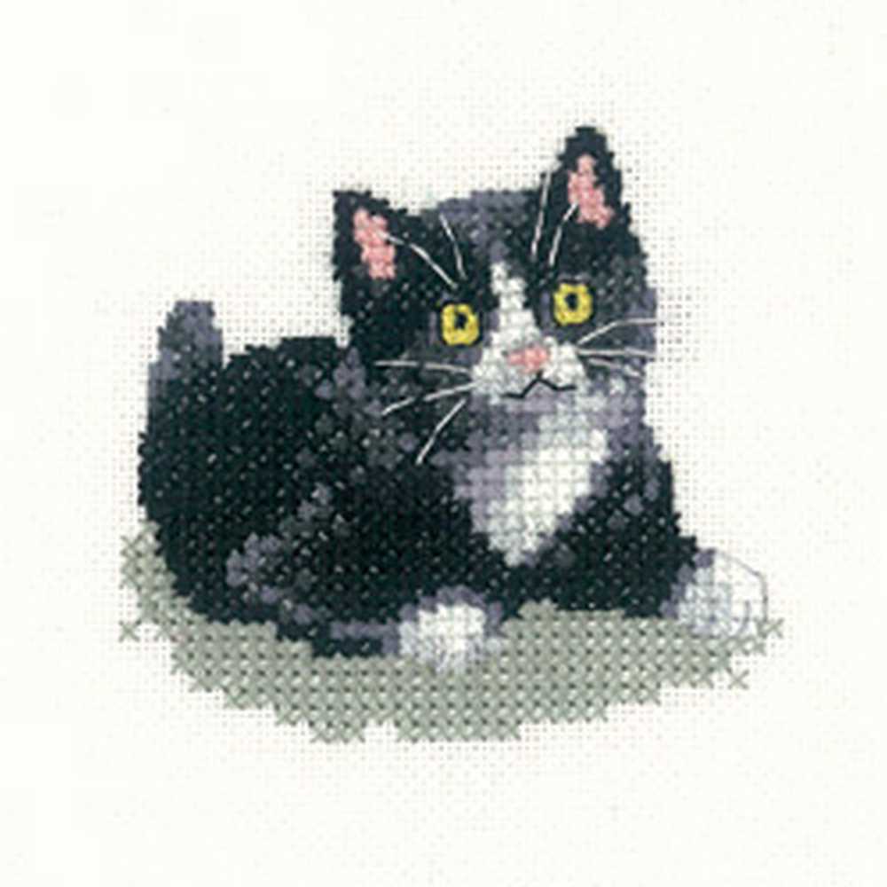 Black and White Kitten   Cross Stitch Kit Heritage Crafts