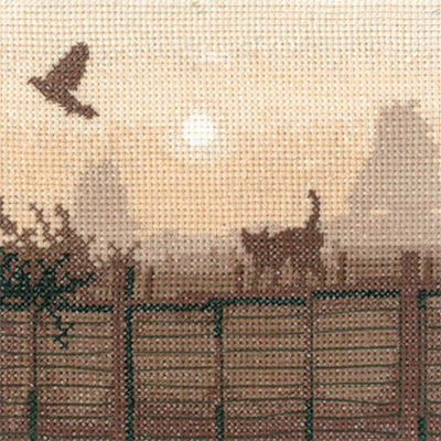 Lucky Escape Silhouettes Cross Stitch Kit Heritage Crafts (Evenweave)