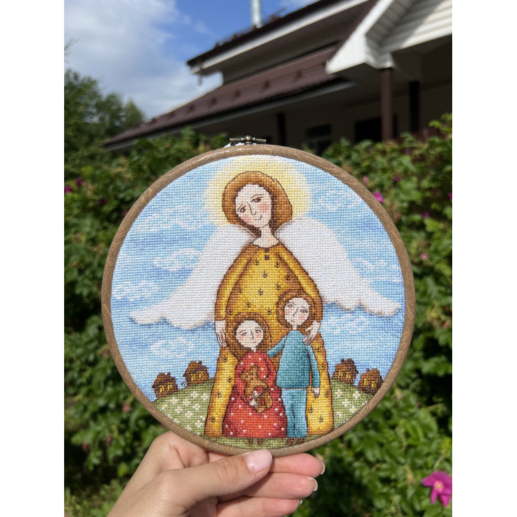 Under Angel's Guard Cross Stitch Kit - Andriana
